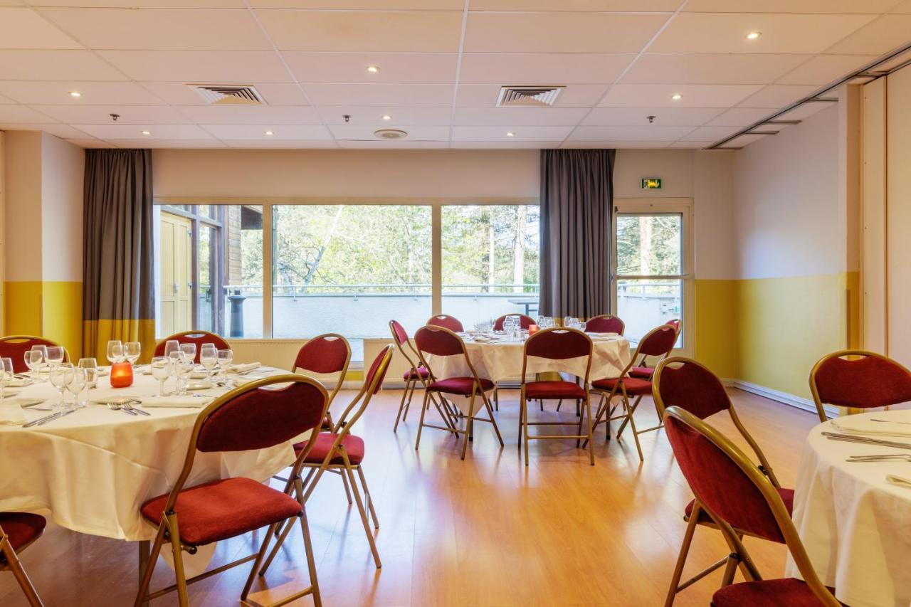 Center Parcs Les Hauts De Bruyeres Chaumont-sur-Tharonne Exterior foto
