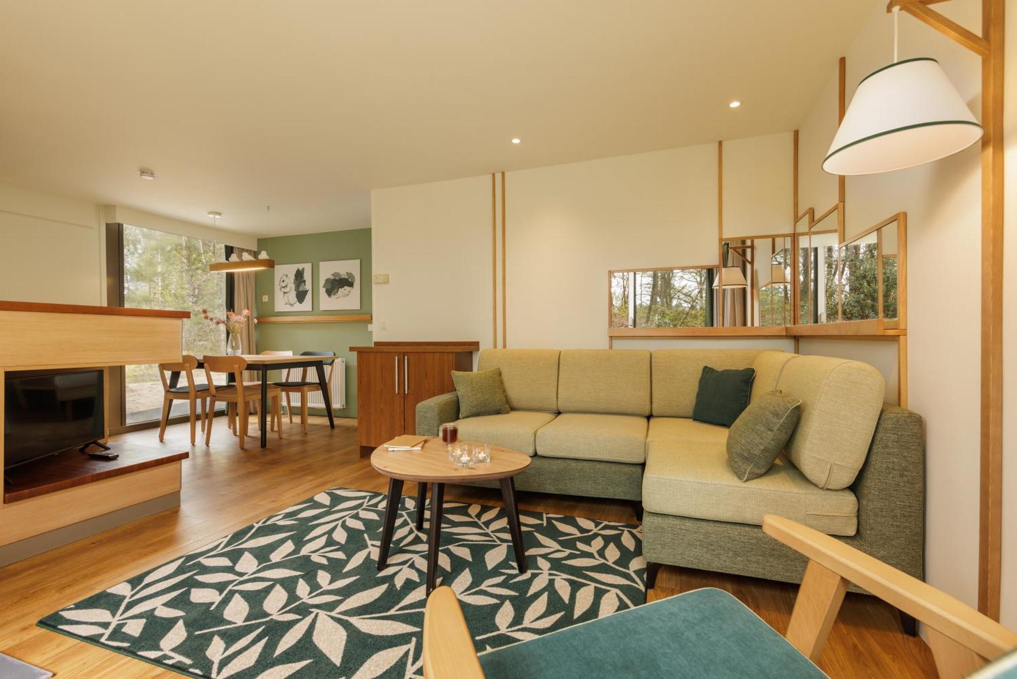 Center Parcs Les Hauts De Bruyeres Chaumont-sur-Tharonne Exterior foto