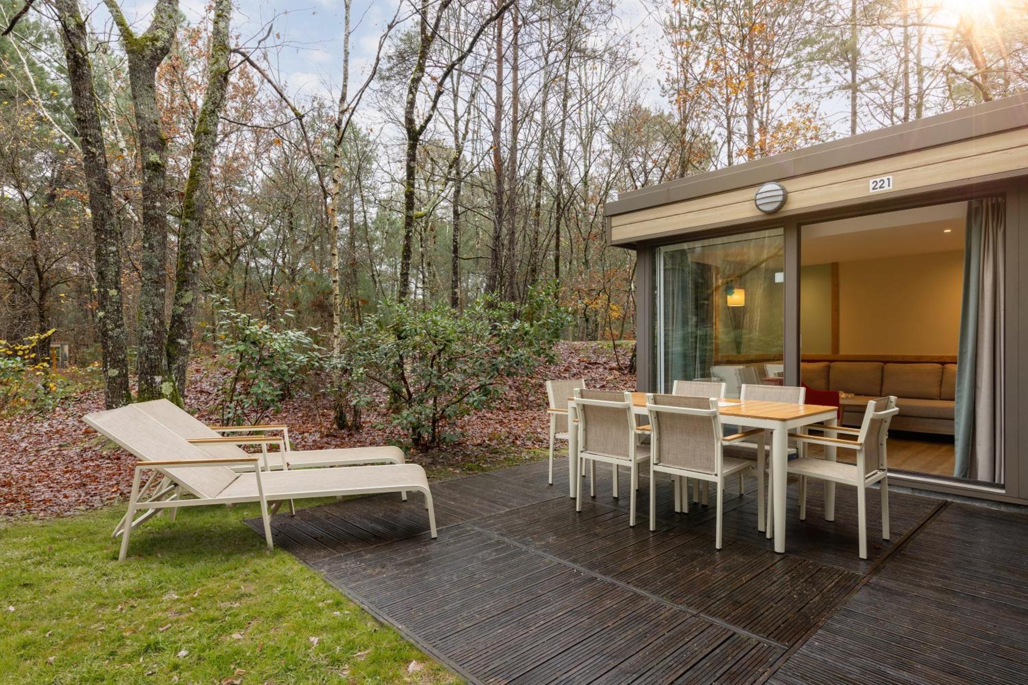 Center Parcs Les Hauts De Bruyeres Chaumont-sur-Tharonne Exterior foto