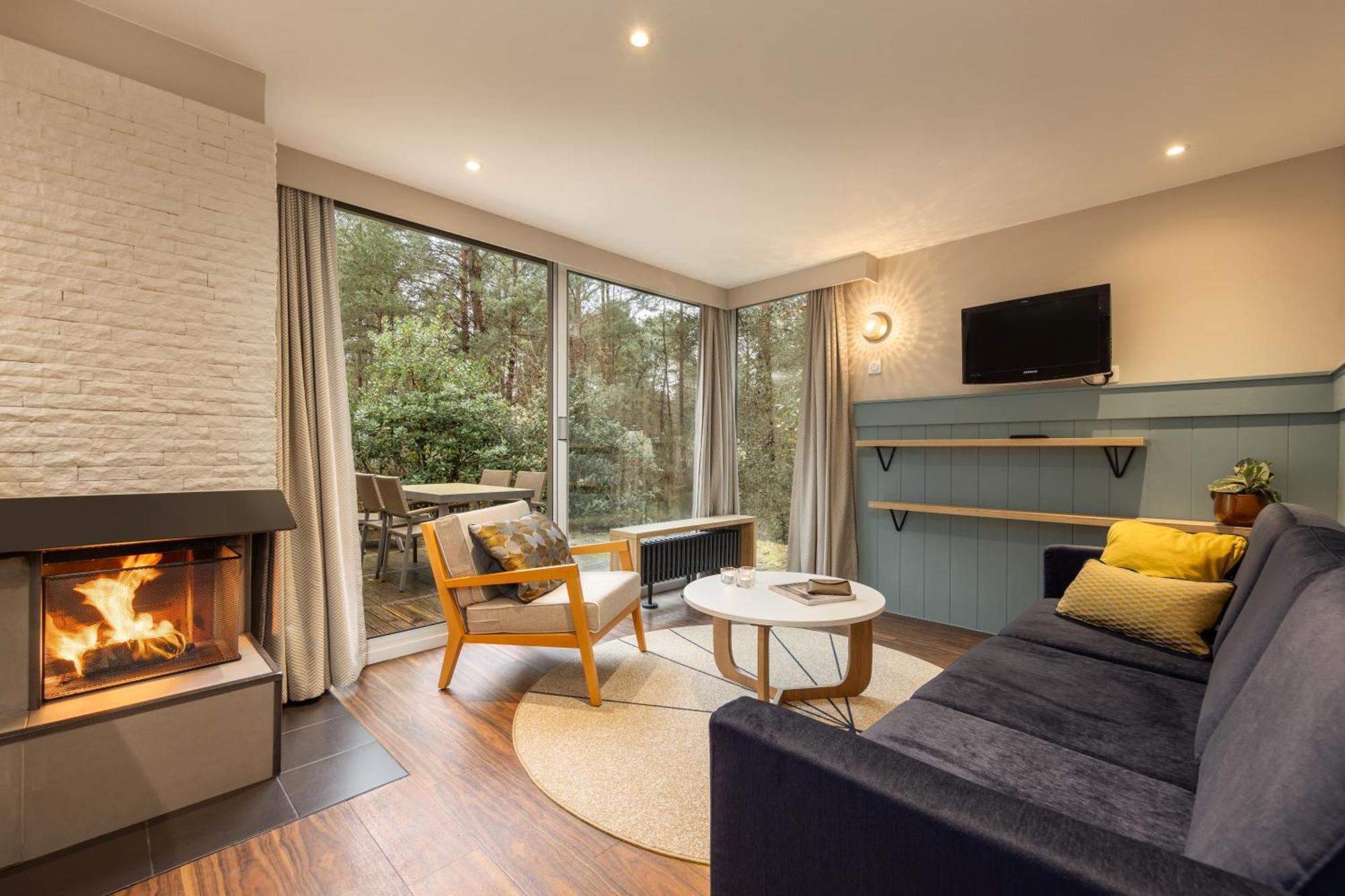 Center Parcs Les Hauts De Bruyeres Chaumont-sur-Tharonne Exterior foto